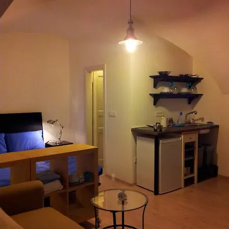 Apartment Ian